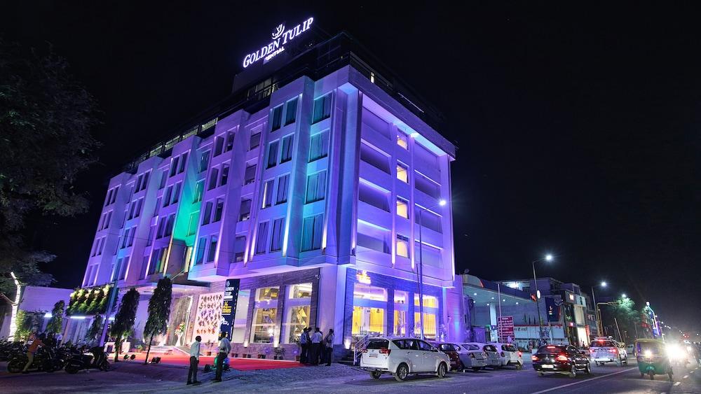 Golden Tulip Essential Jaipur Hotel Eksteriør billede