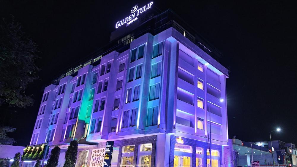 Golden Tulip Essential Jaipur Hotel Eksteriør billede