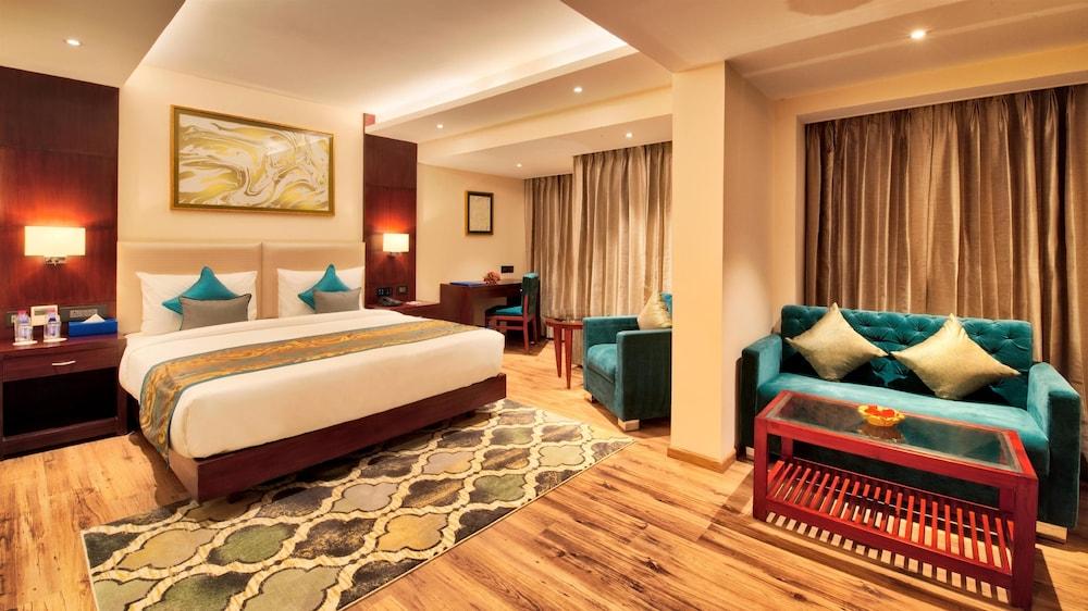 Golden Tulip Essential Jaipur Hotel Eksteriør billede
